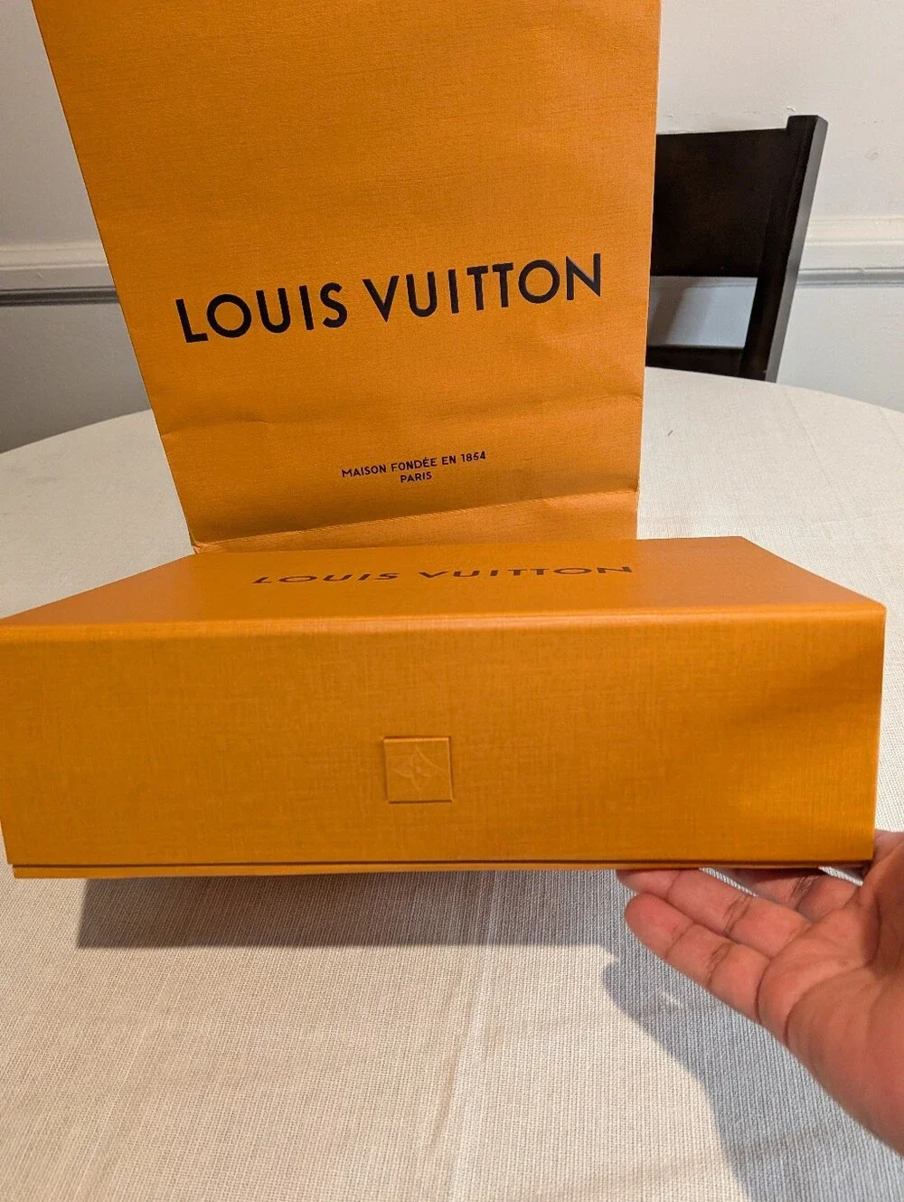 Louis Vuitton Foldable Empty Box Magnetic Closure And Shopping Bag